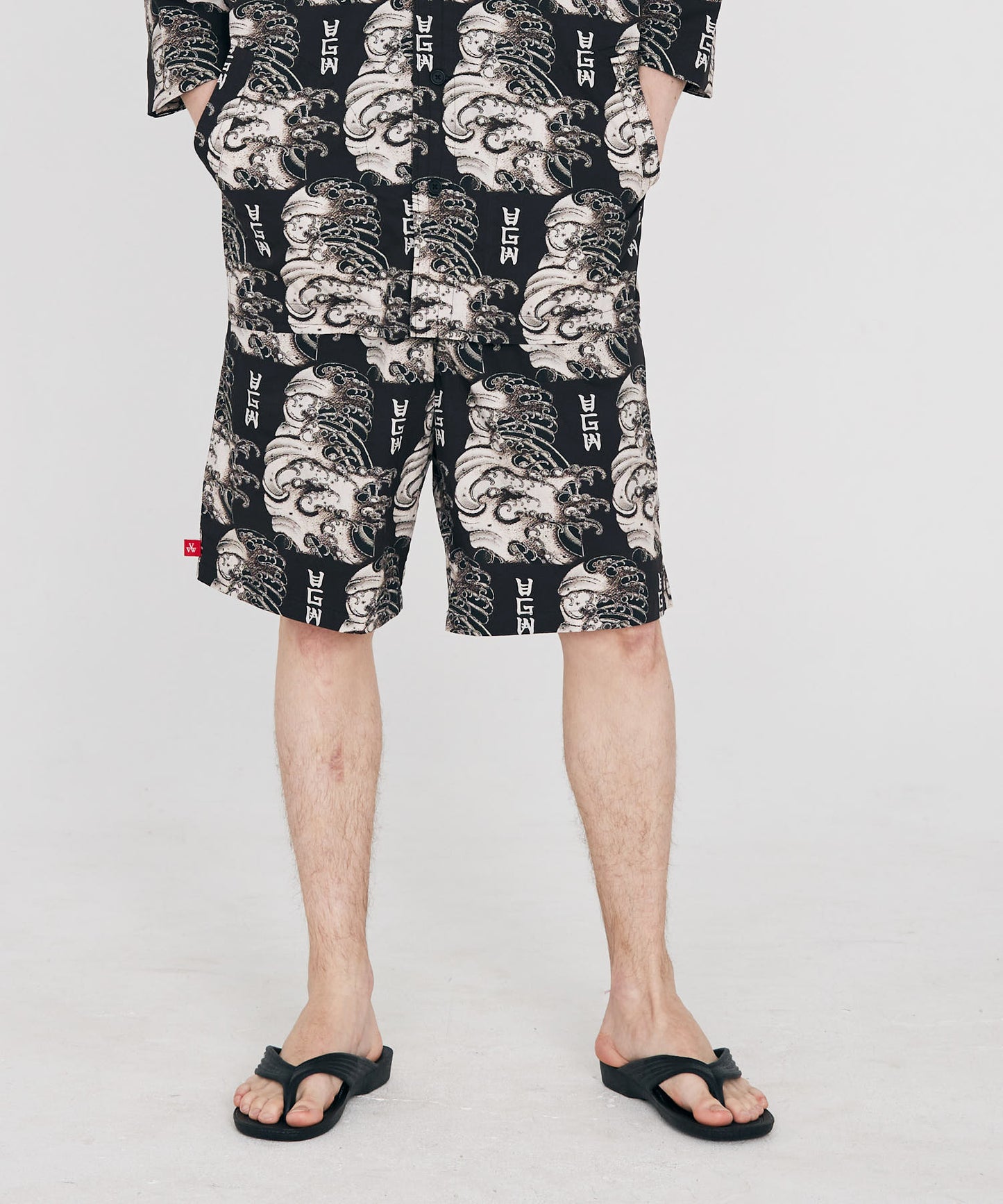 Wave koi-kuchi shorts