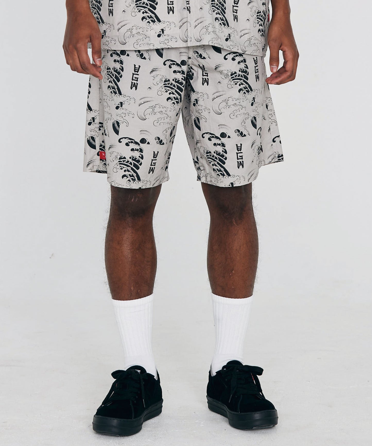 Wave koi-kuchi shorts